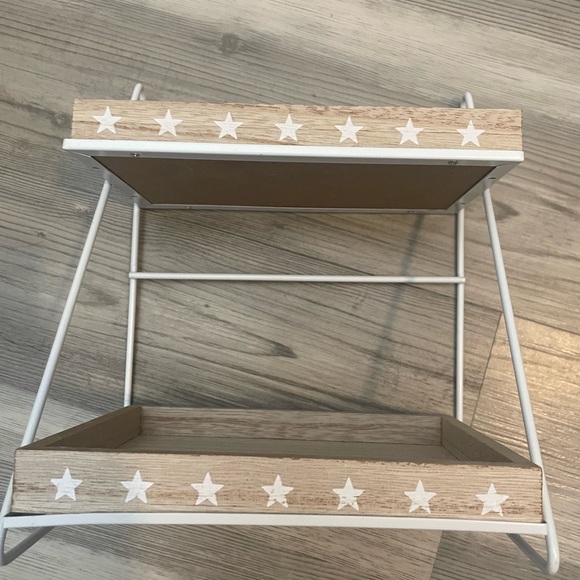 2 Tiered shelf with Star detail, see dimensions in pics - Picture 6 of 11